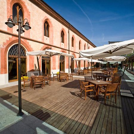 Albergo Dell'Agenzia Bra Exterior foto